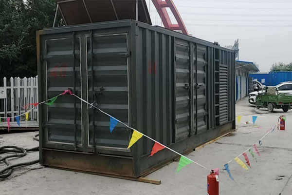 宕昌发电机租赁空气滤清器多久更换一次？