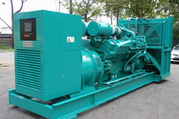 宕昌柴油发电机组电压不稳定怎样维修？